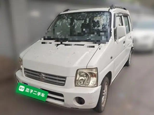 Suzuki Wagon R 2013 Venture Edition 1.0L Manual - Practical Model 3