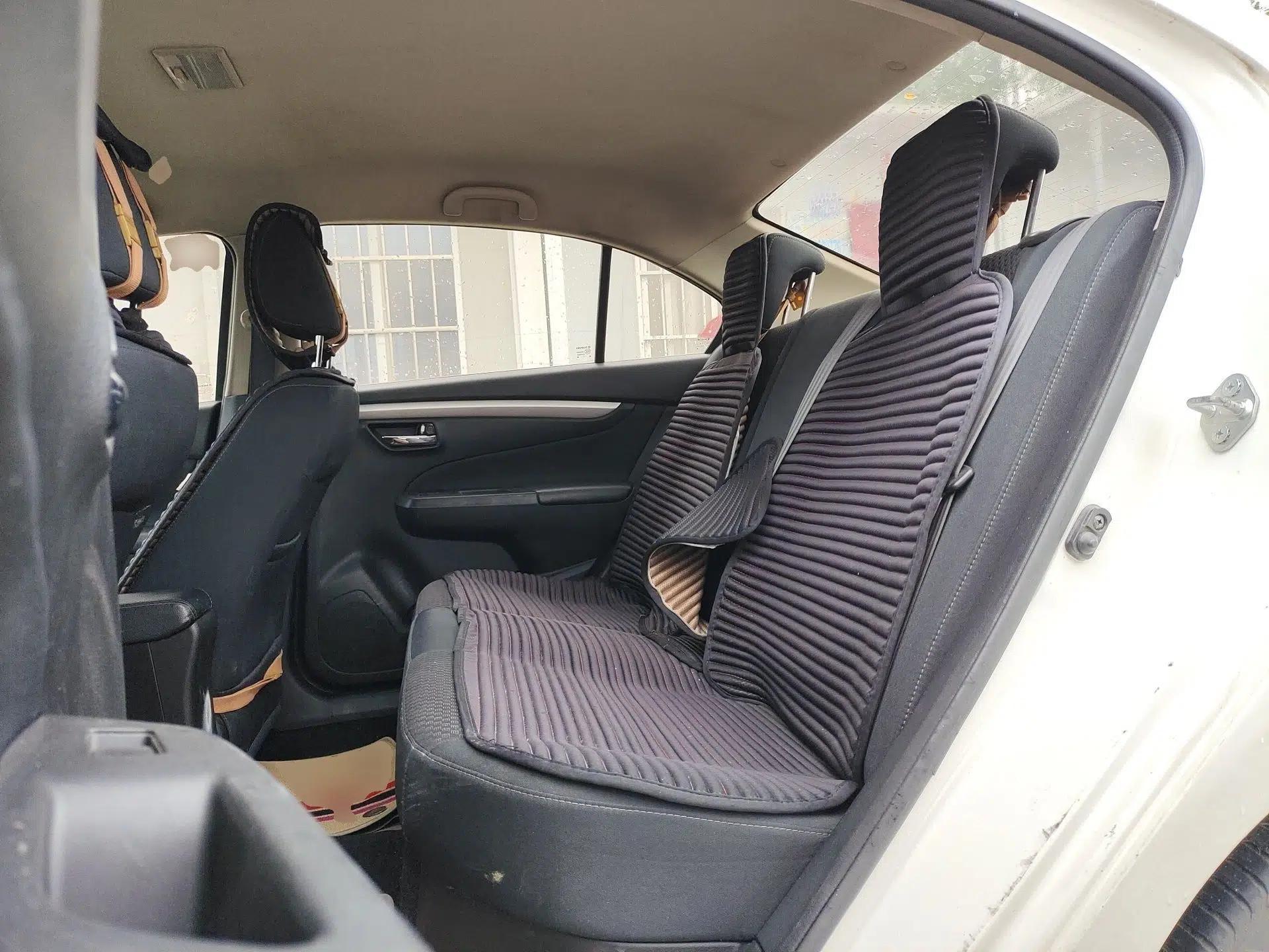 Suzuki Alivio 2015 1.6L Manual Comfort Model — миниатюра 18
