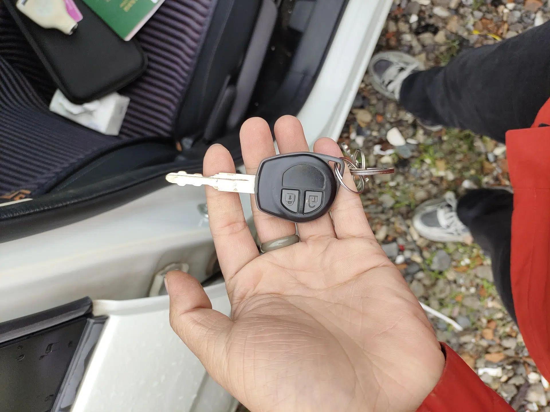 Suzuki Alivio 2015 1.6L Manual Comfort Model — миниатюра 9