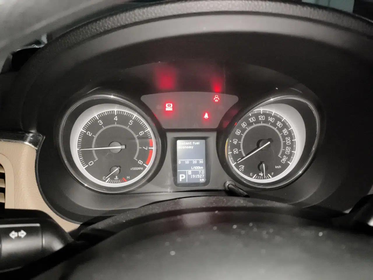 Suzuki Kizashi 2011 2.4L Two-Wheel Drive CVT Standard Edition — миниатюра 12
