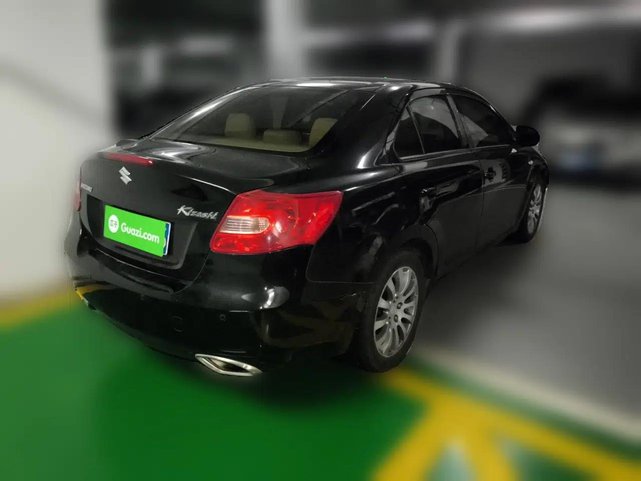 Suzuki Kizashi 2011 2.4L Two-Wheel Drive CVT Standard Edition — миниатюра 6