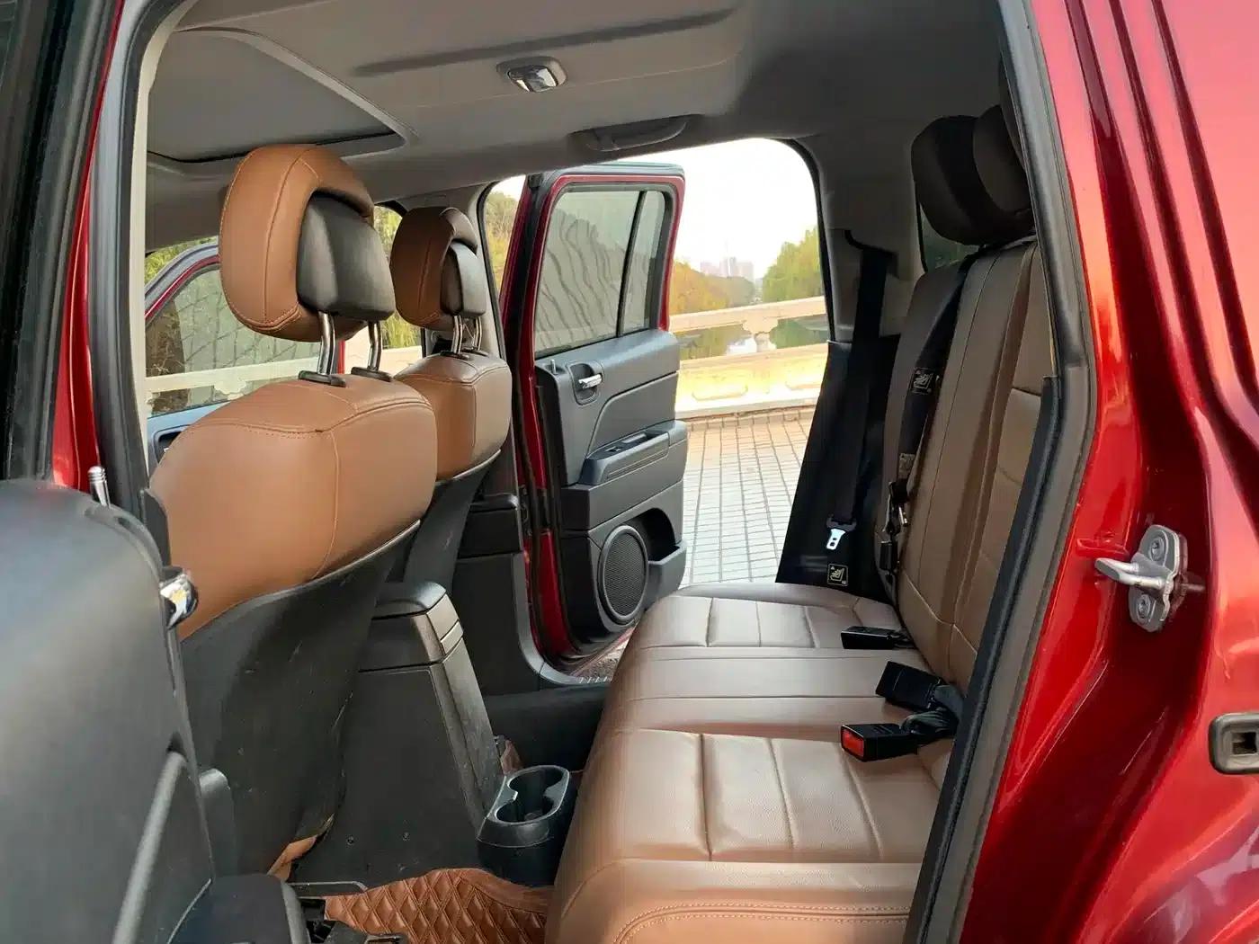 2013 Jeep Compass 2.4 Sport — миниатюра 10
