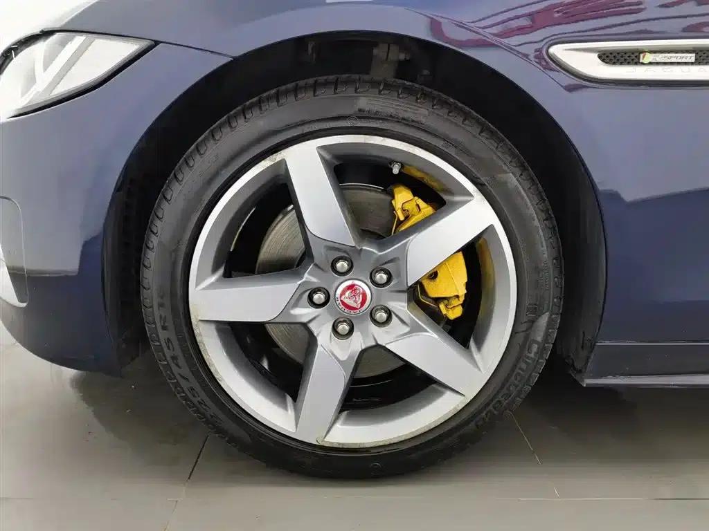 2017 Jaguar XE 2.0T 240PS R-Sport — миниатюра 17