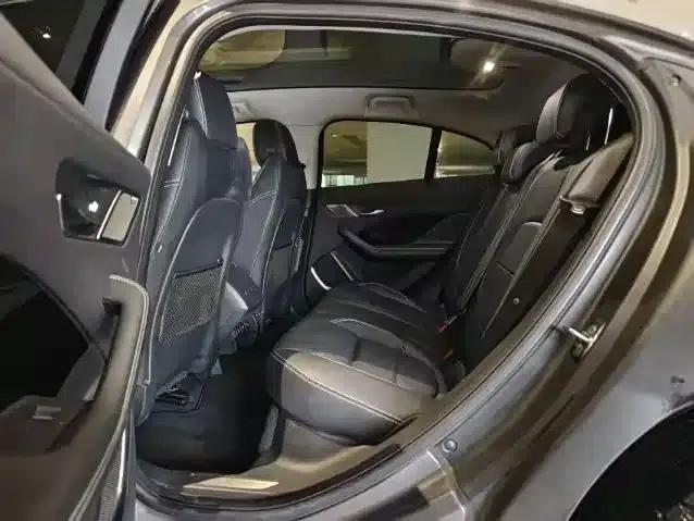 Jaguar I-PACE 2018 EV400 HSE — миниатюра 5