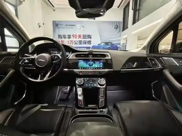 Jaguar I-PACE 2018 EV400 HSE — миниатюра 6