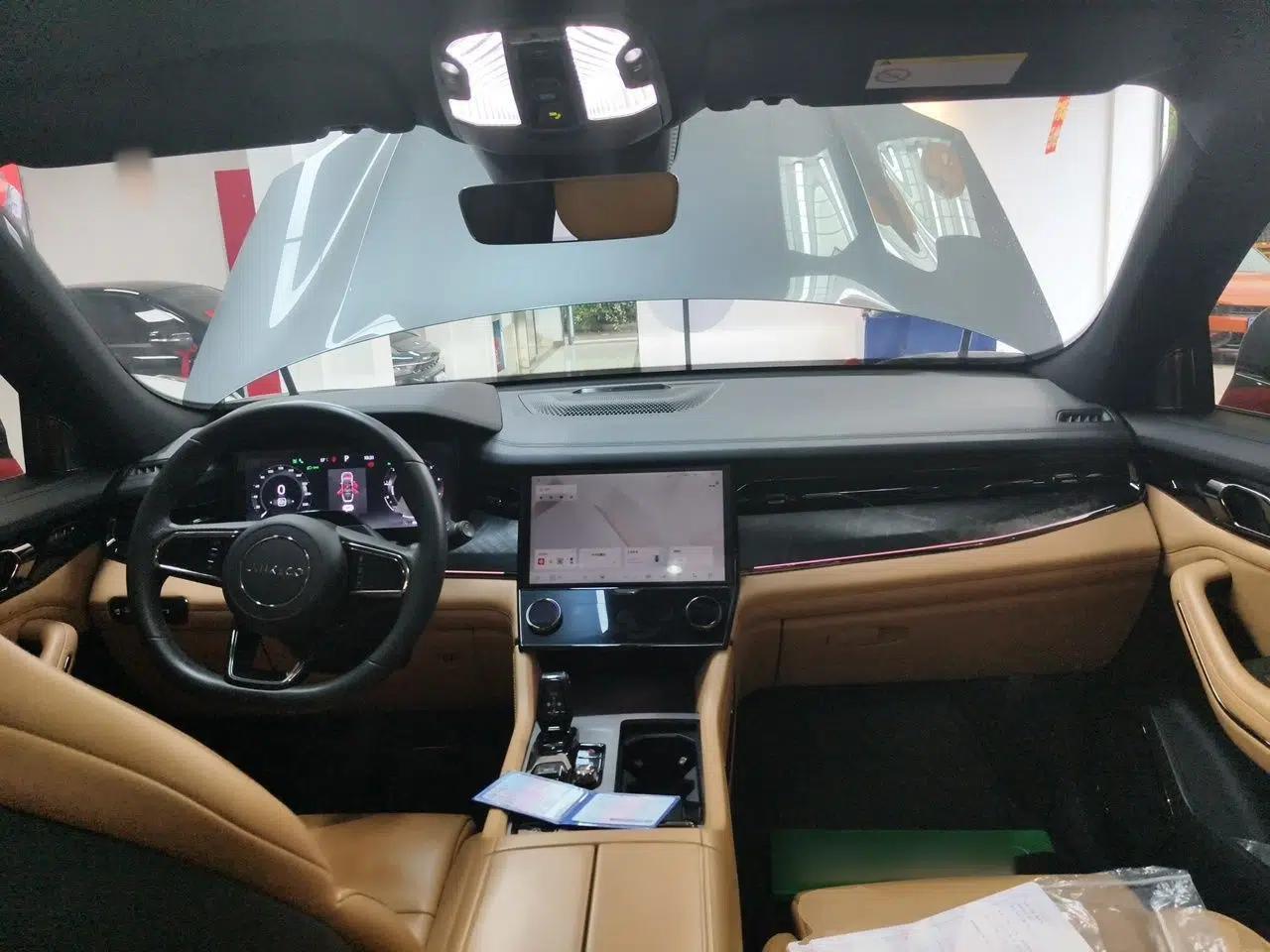 Lynk & Co 09 2021 2.0T Halo Six-Seater — миниатюра 10