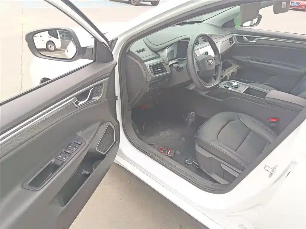 Geely Emgrand EV Pro 2022 Online Edition (Lithium Iron Phosphate) — миниатюра 12