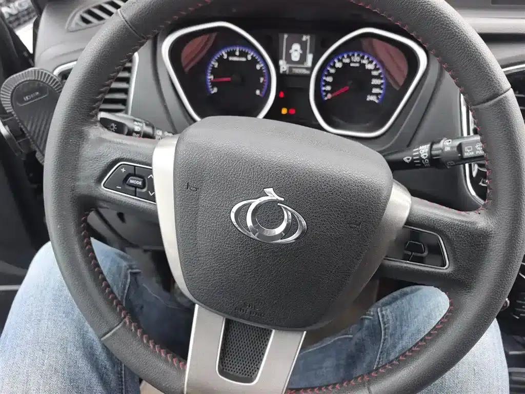 Geely GX7 2015 Sport Edition 2.0L Automatic Premium — миниатюра 11
