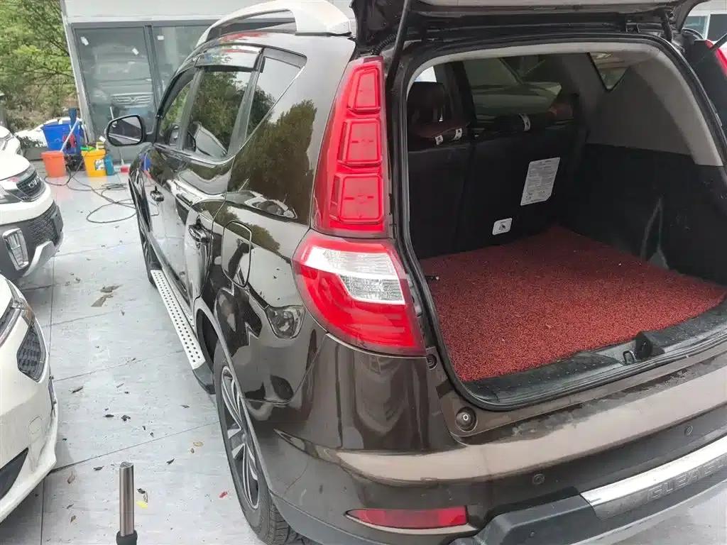 Geely GX7 2015 Sport Edition 2.0L Automatic Premium — миниатюра 5