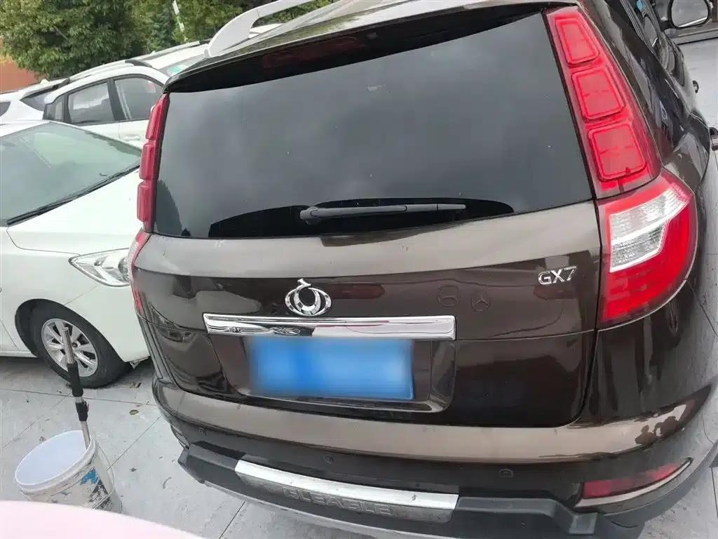 Geely GX7 2015 Sport Edition 2.0L Automatic Premium — миниатюра 6