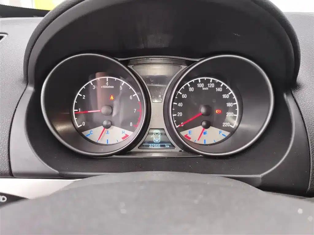 Geely GX7 2015 Classic Edition 1.8L Manual Elite (National V Emission Standard) — миниатюра 12