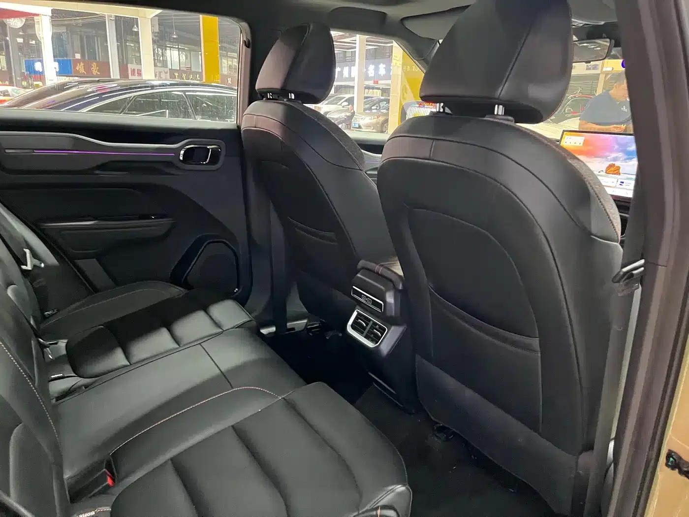 Geely Cowboy 2025 1.5TD Wild Edition — миниатюра 13