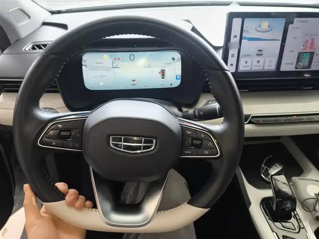 Geely Emgrand L HiP 2022 1.5TD-DHT Pro 100KM Super — миниатюра 11