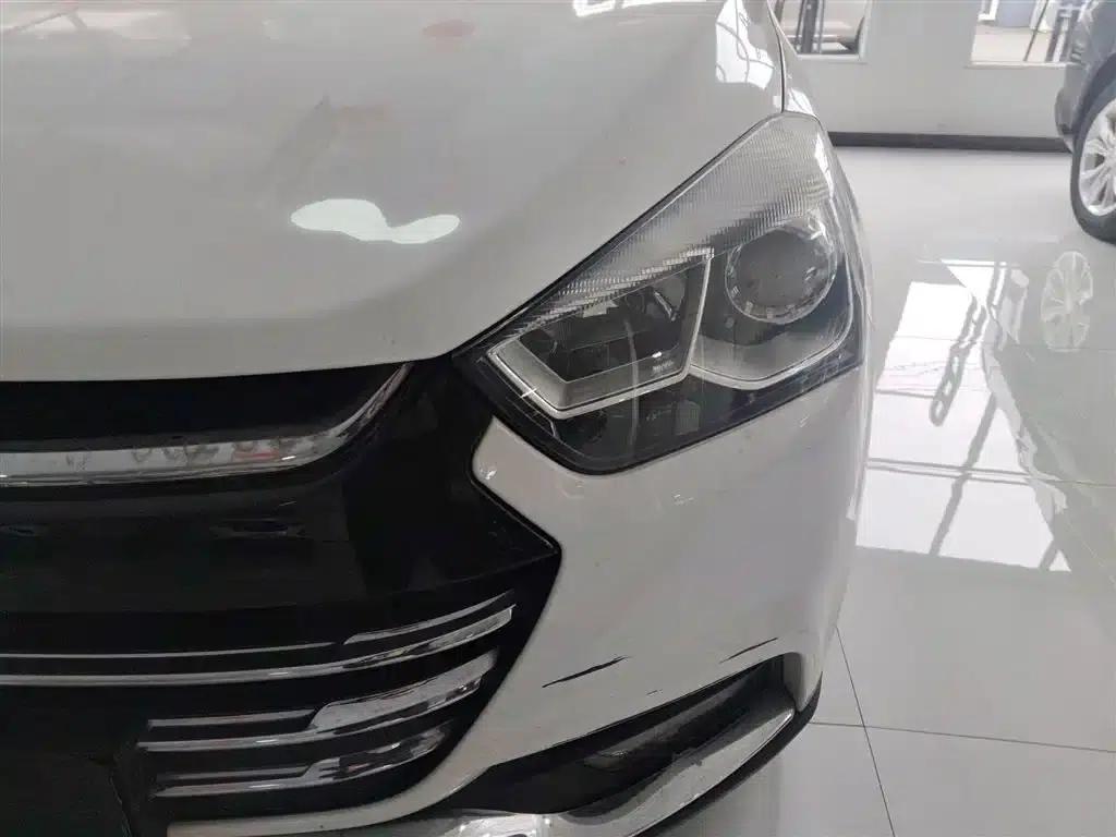 Refine S2 2015 1.5L Manual Deluxe Smart Edition — миниатюра 18