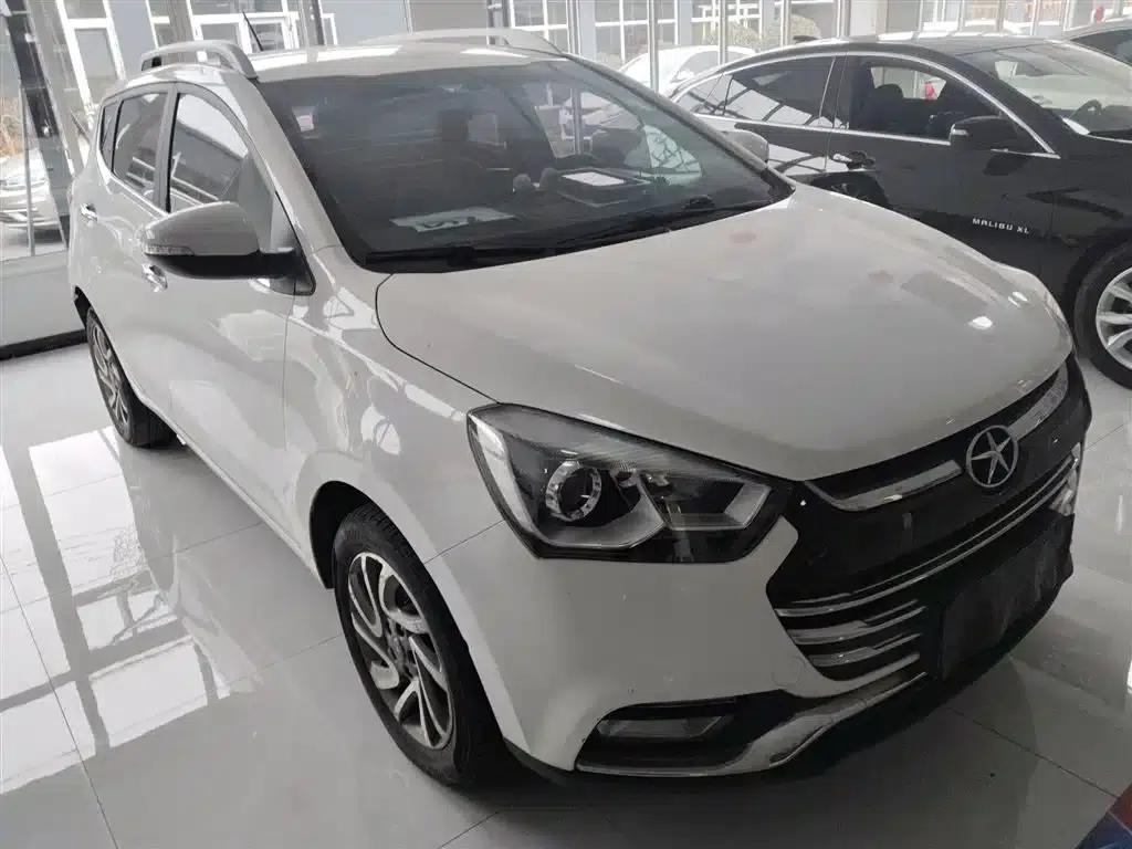 Refine S2 2015 1.5L Manual Deluxe Smart Edition — миниатюра 22