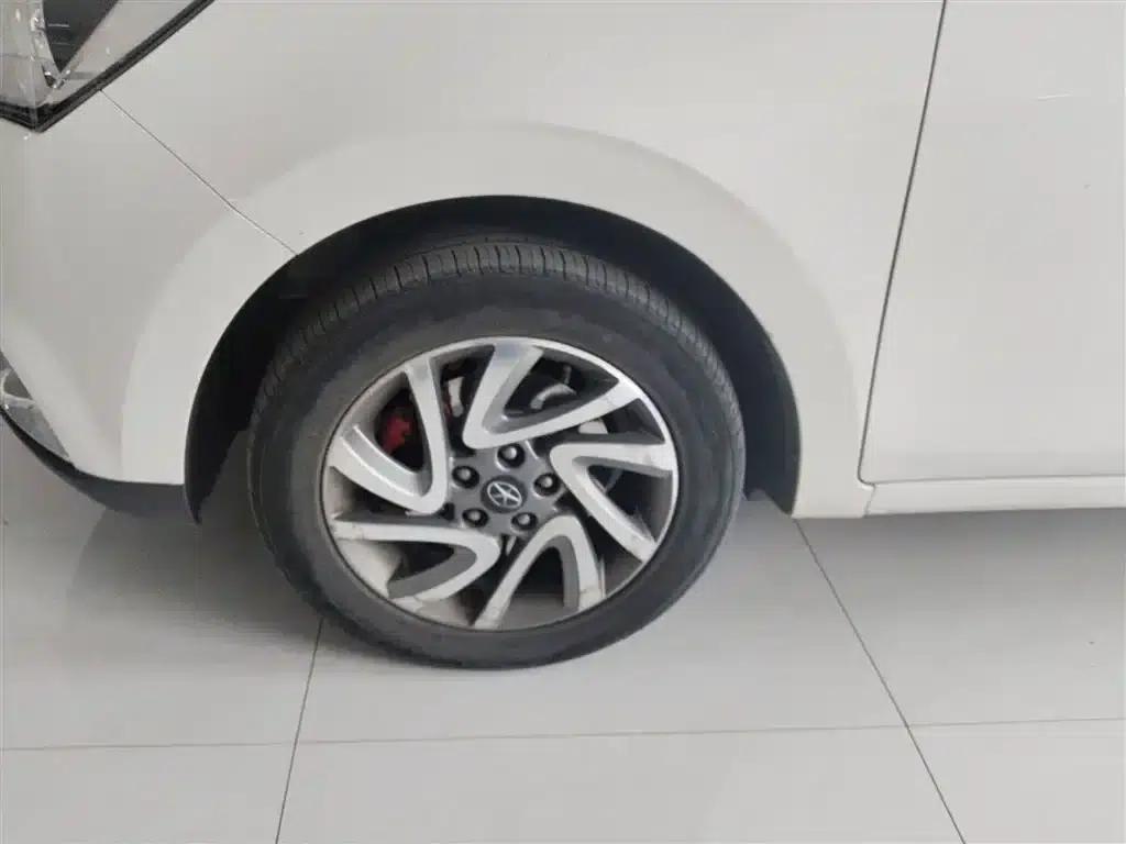 Refine S2 2015 1.5L Manual Deluxe Smart Edition — миниатюра 25