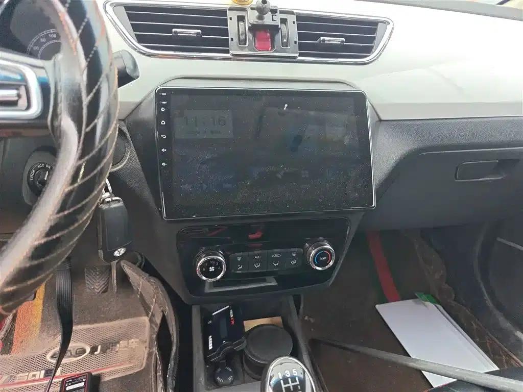 Refine S2 2015 1.5L Manual Deluxe Edition — миниатюра 13