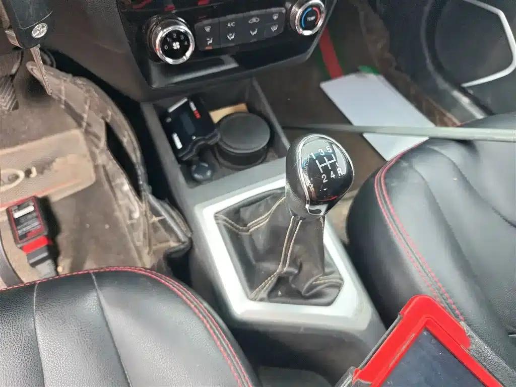 Refine S2 2015 1.5L Manual Deluxe Edition — миниатюра 14