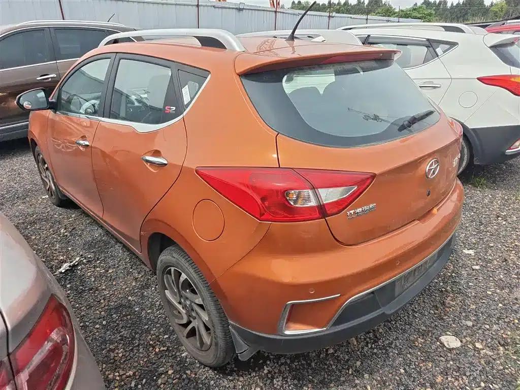 Refine S2 2015 1.5L Manual Deluxe Edition — миниатюра 5