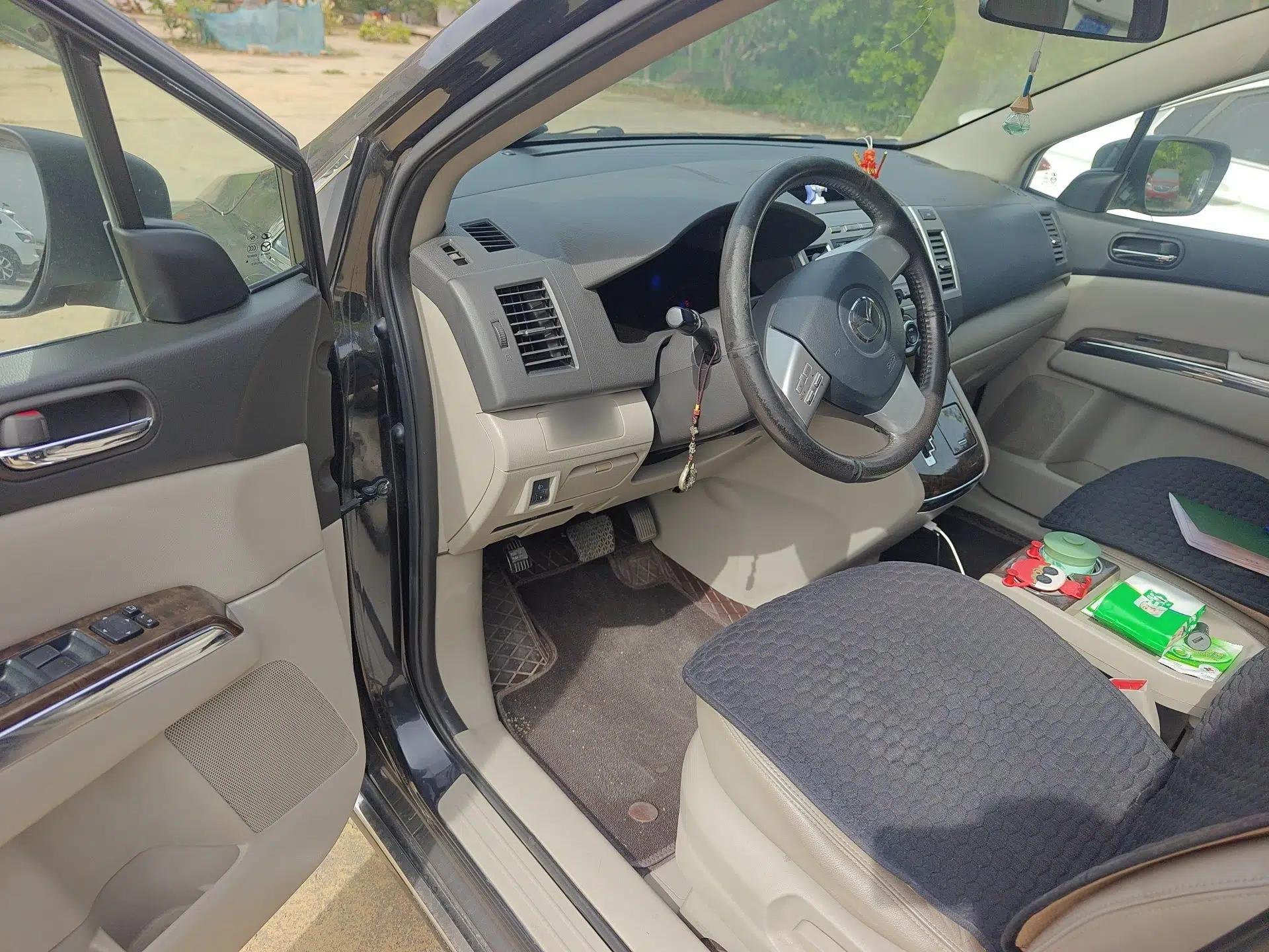 Mazda 8 2011 2.3L Deluxe Edition — миниатюра 17