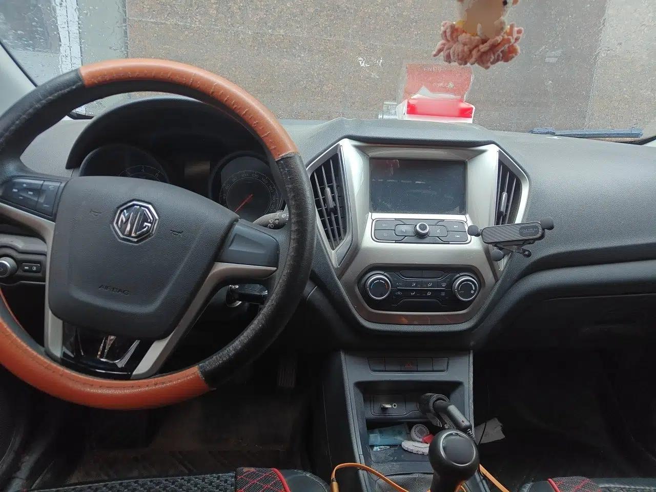MG GT 2016 1.5L Manual Value-Added Luxury Edition — миниатюра 10