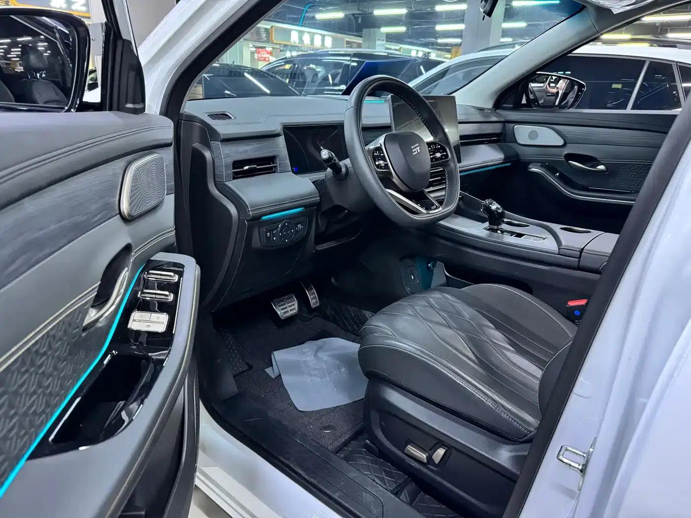 Jetour X90 C-DM 2025 Elite Edition 7-Seater — миниатюра 13