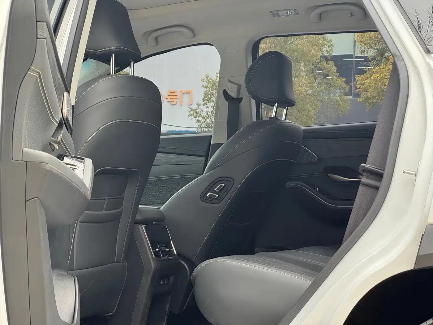 Jetour X90 C-DM 2025 Elite Edition 7-Seater — миниатюра 8