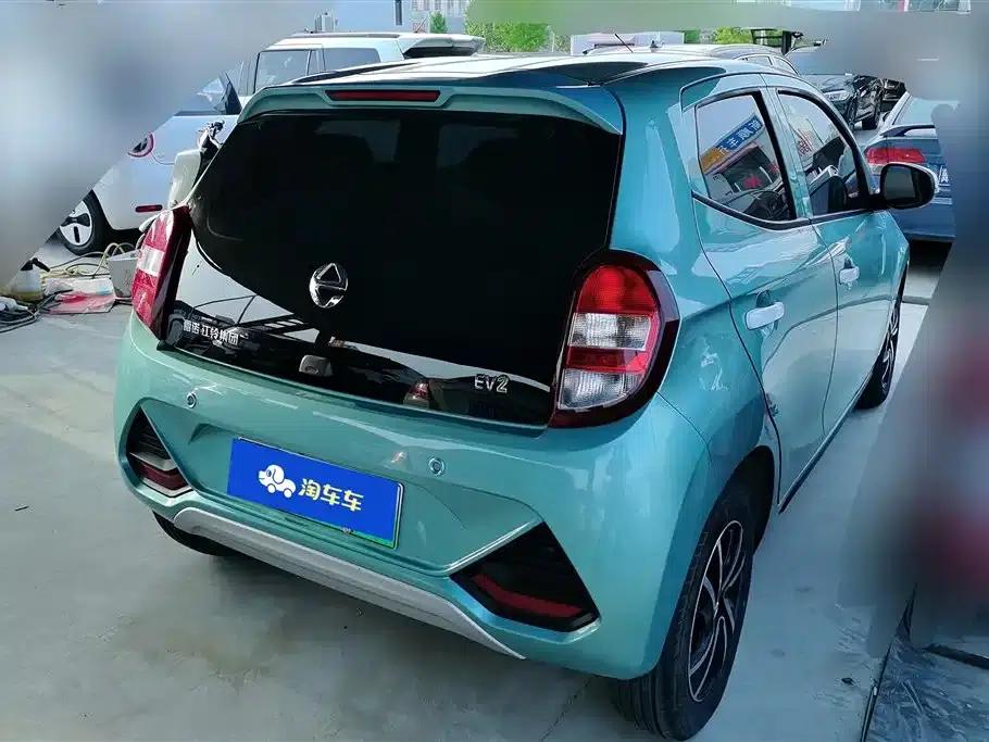 Yizhi EV2 2022 Dynamic Edition — миниатюра 3