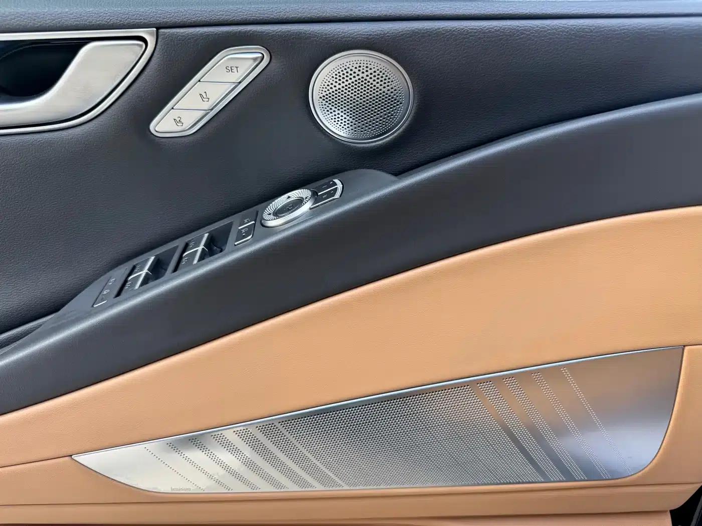 Genesis G80 2021 2.5T Rear-Wheel Drive Flagship Edition — миниатюра 21
