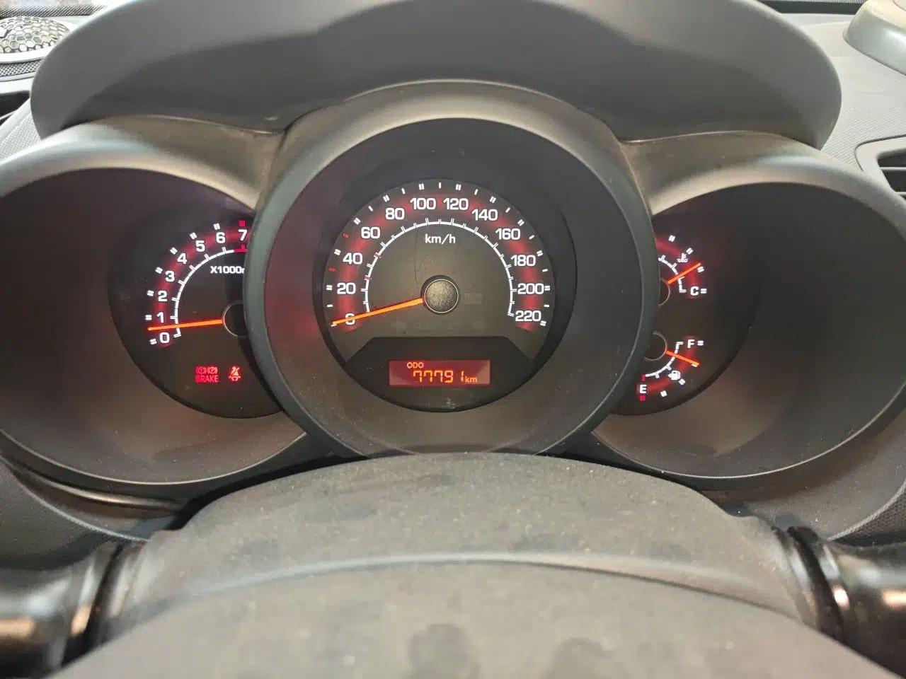 Kia Soul 2010 1.6L MT GL — миниатюра 12