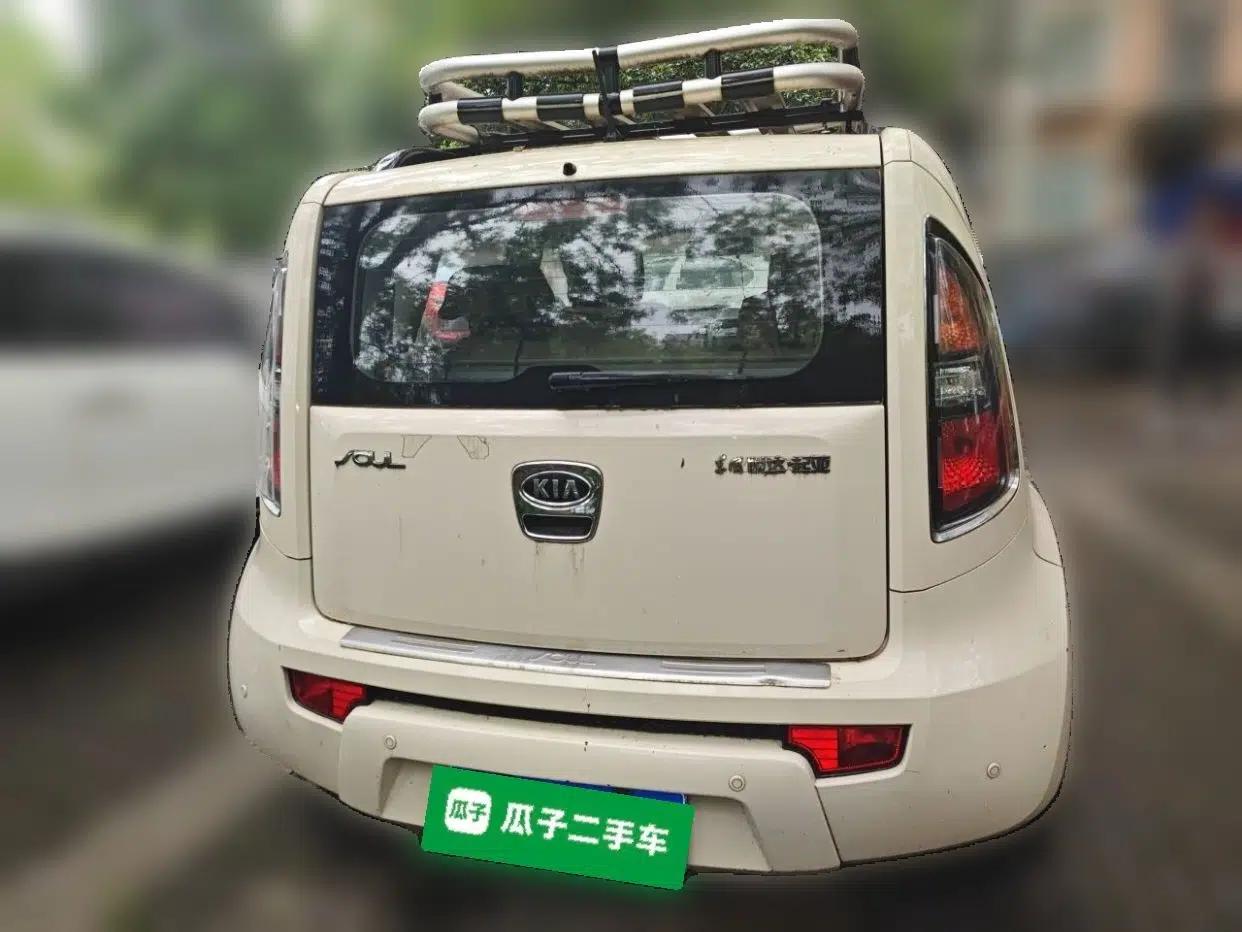 Kia Soul 2010 1.6L MT GL — миниатюра 5