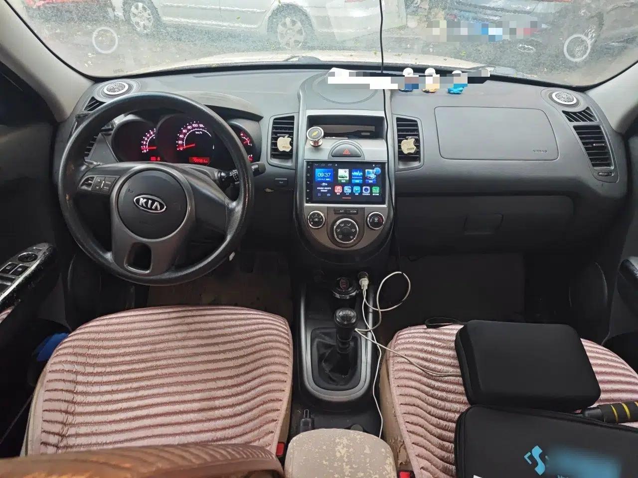 Kia Soul 2010 1.6L MT GL — миниатюра 10
