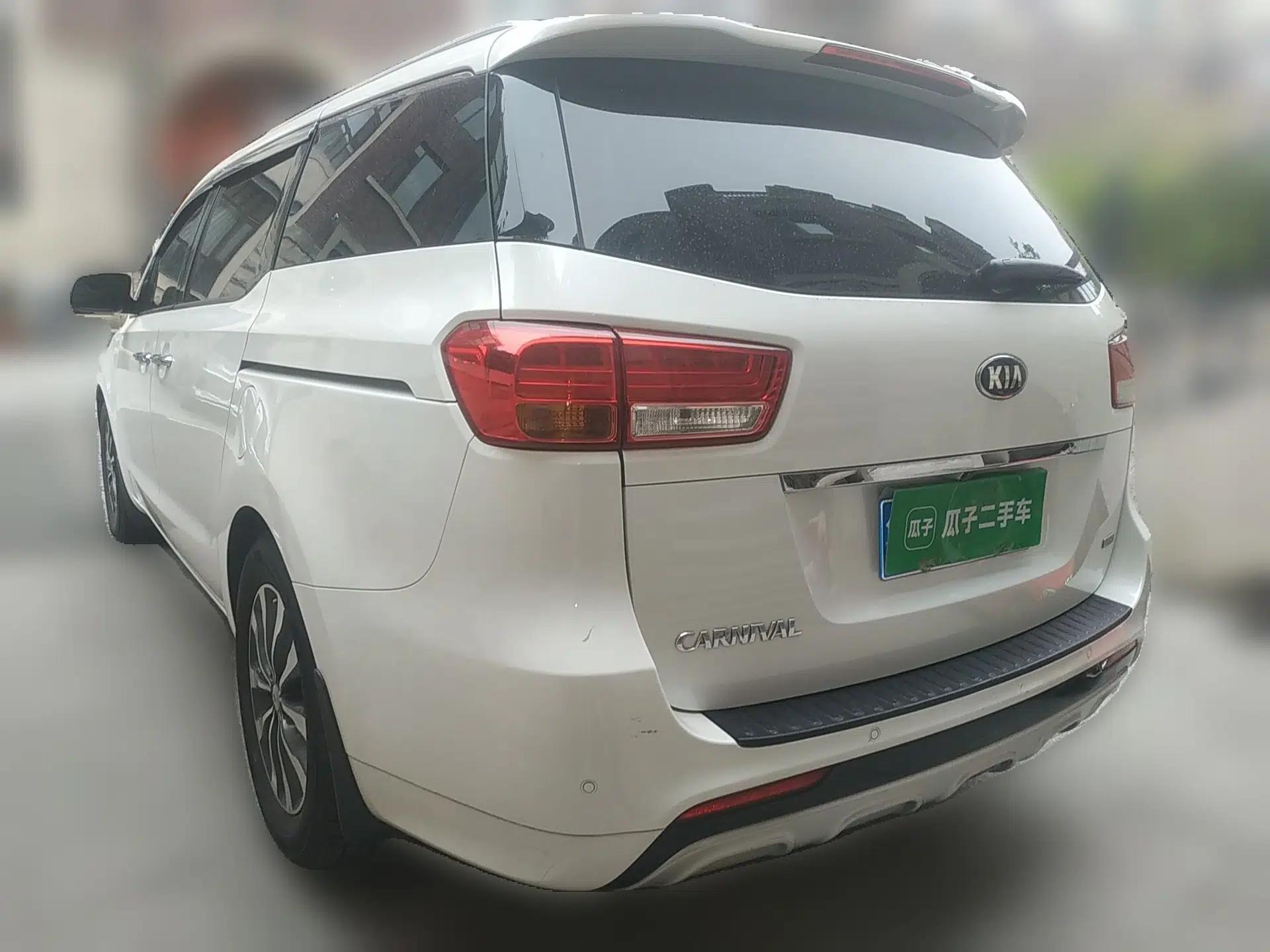Kia Carnival 2015 3.3 GDI Luxury Edition China V Standard — миниатюра 4
