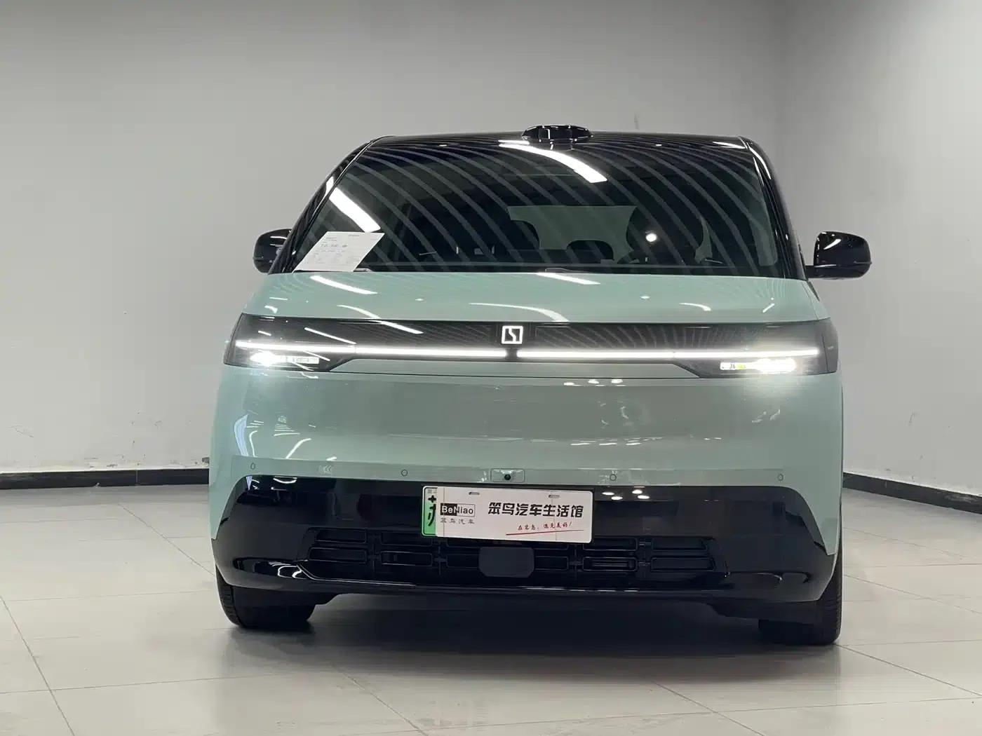 Jike MIX 2025 Intelligent Driving Edition — миниатюра 2