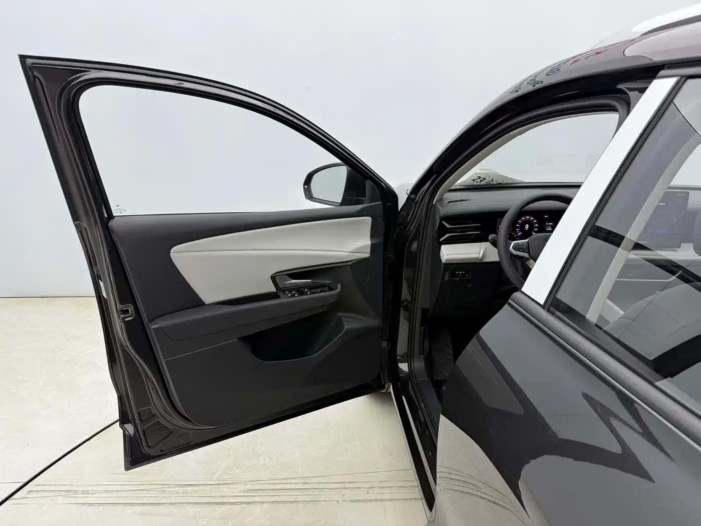 Jetta VS8 2026 280TSI Automatic All-Round Edition — миниатюра 21