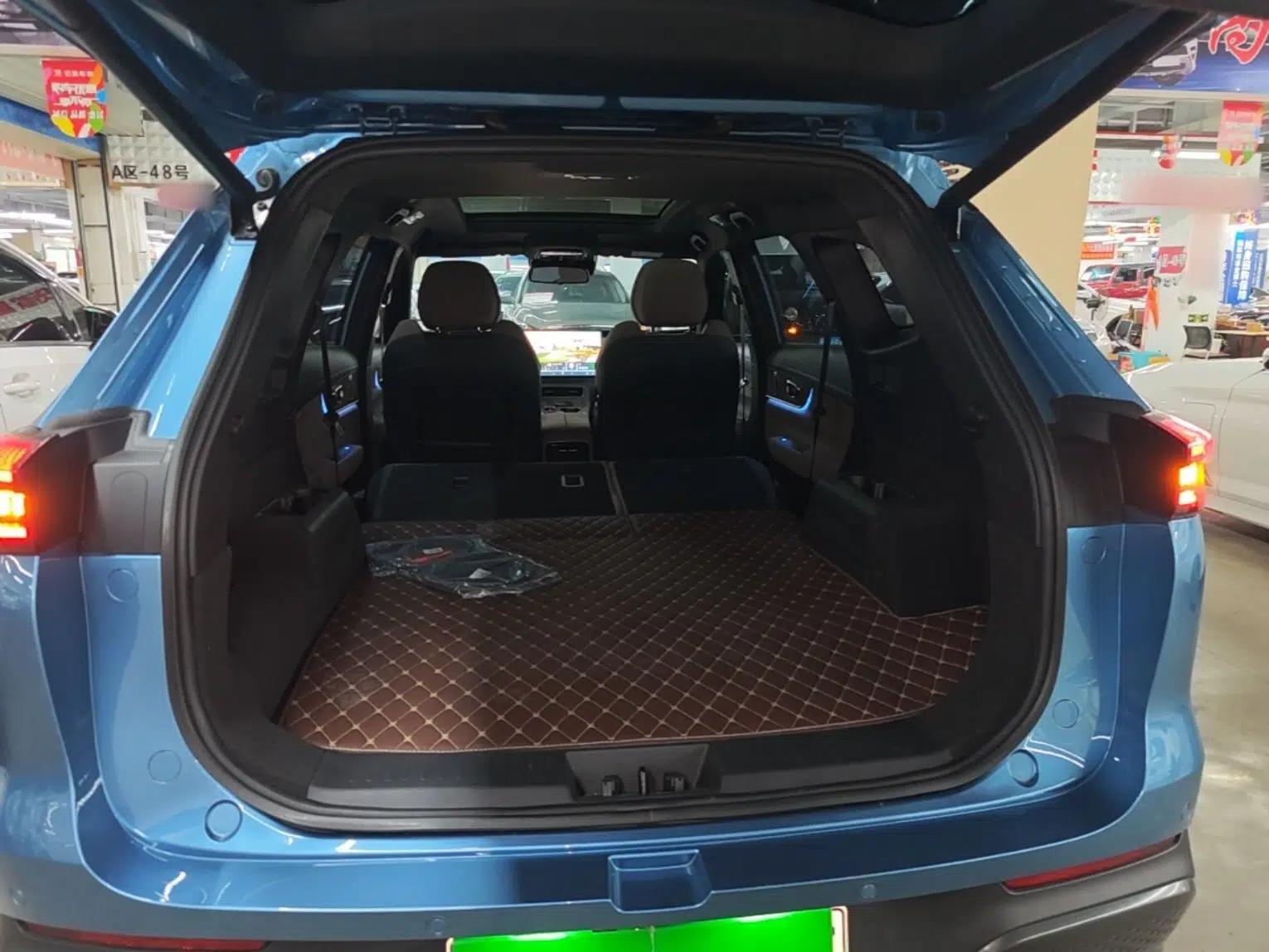 Chery Tiggo 8 PLUS C-DM 2025 1.5T 116 km Prestige Version 5 Seats — миниатюра 22