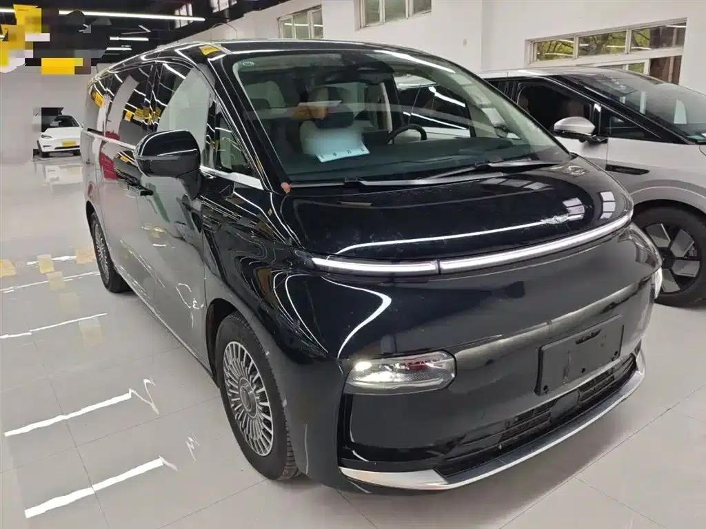 Wingzhen L380 2025 650km Flagship Edition 4WD — миниатюра 22