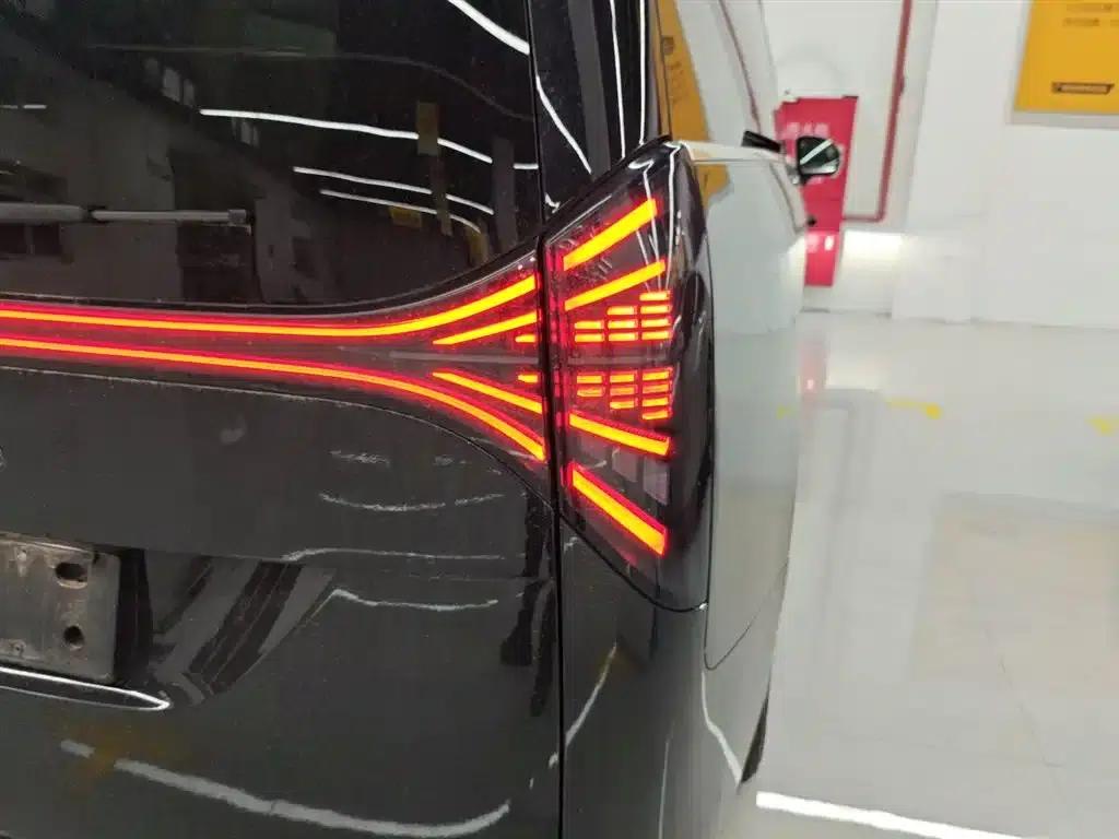 Wingzhen L380 2025 650km Flagship Edition 4WD — миниатюра 24