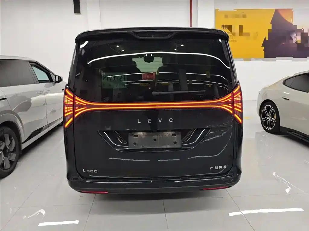 Wingzhen L380 2025 650km Flagship Edition 4WD — миниатюра 4