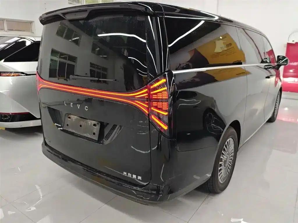 Wingzhen L380 2025 650km Flagship Edition 4WD — миниатюра 5