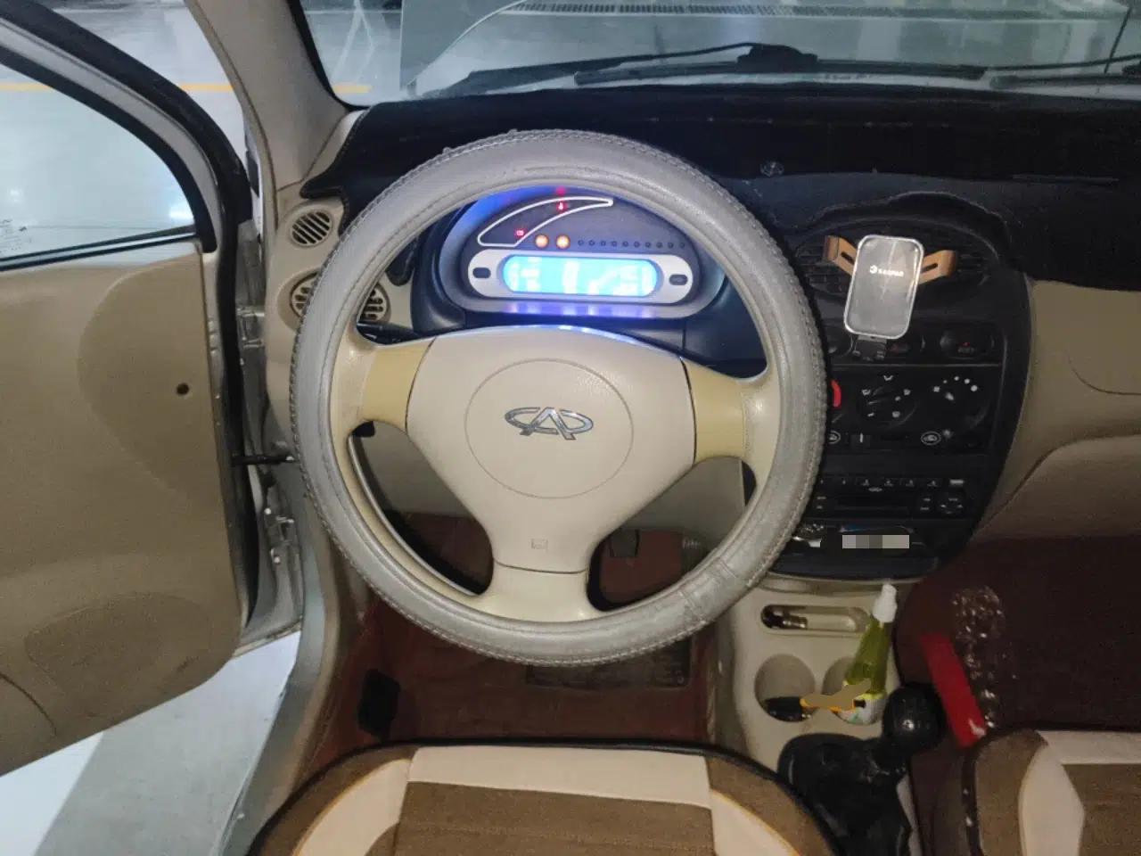 Chery QQ3 2012 Stylish Edition 1.0L Manual Start-Up Model — миниатюра 11