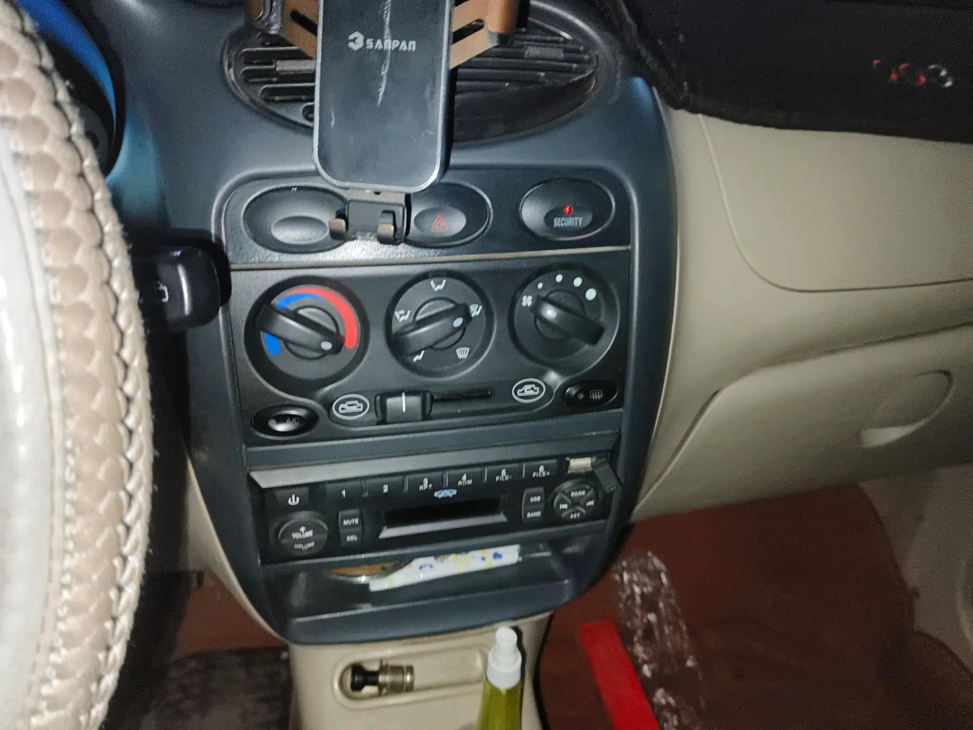 Chery QQ3 2012 Stylish Edition 1.0L Manual Start-Up Model — миниатюра 14
