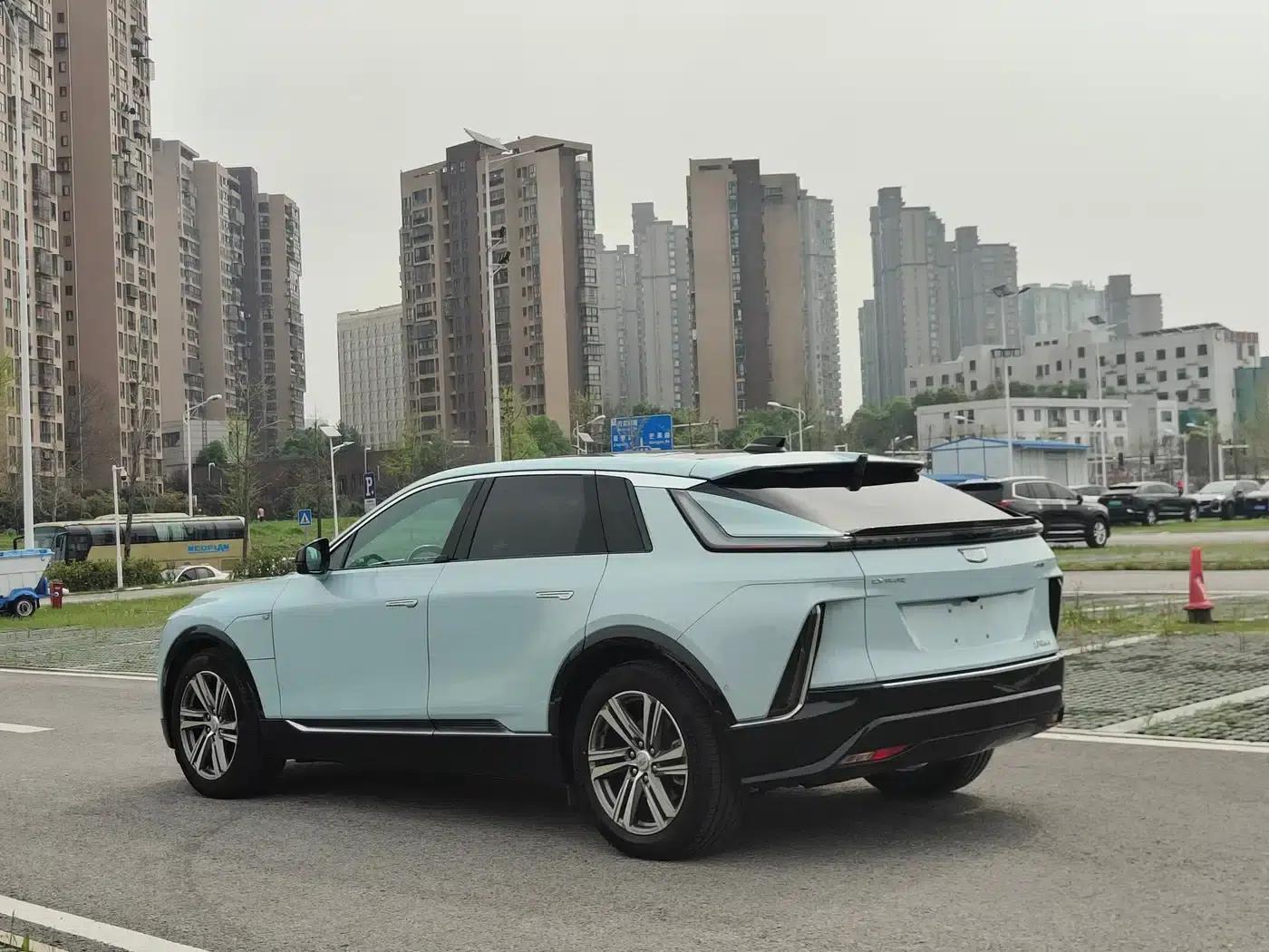 iQ Ruige 2022 Rear-Wheel Drive Long-Range Premium Edition — миниатюра 16