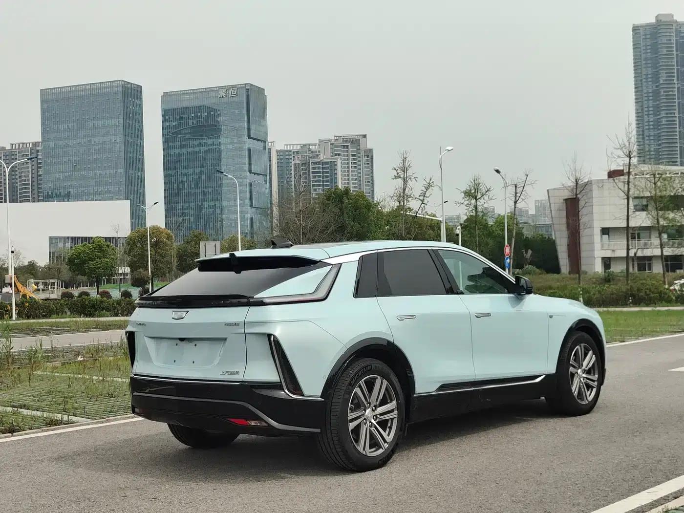 iQ Ruige 2022 Rear-Wheel Drive Long-Range Premium Edition — миниатюра 18