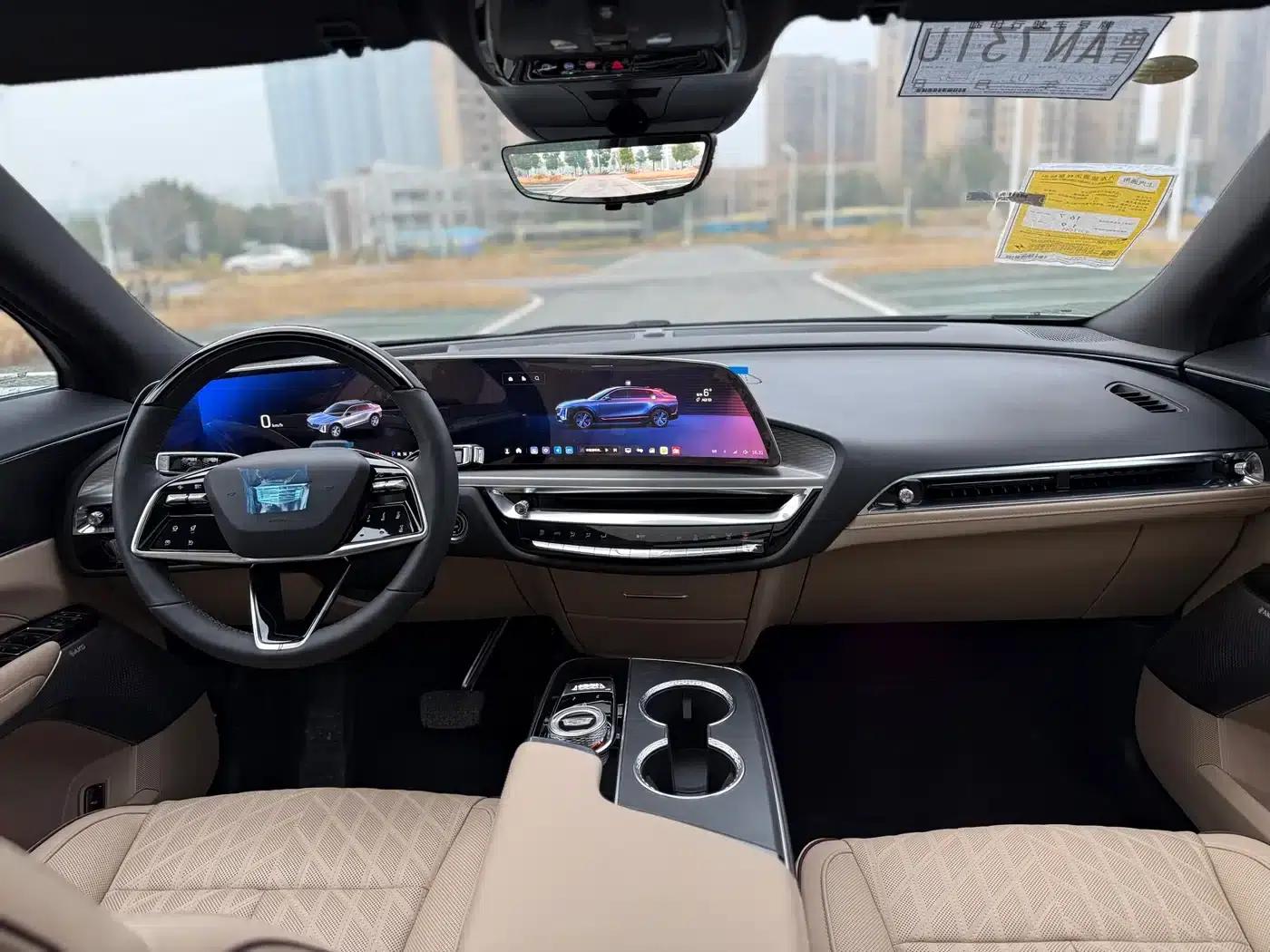 iQ Ruige 2022 Rear-Wheel Drive Long-Range Premium Edition — миниатюра 9