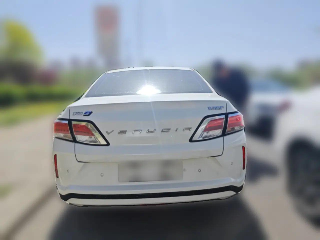 Venucia D60EV 2020 Standard Range T3 — миниатюра 5