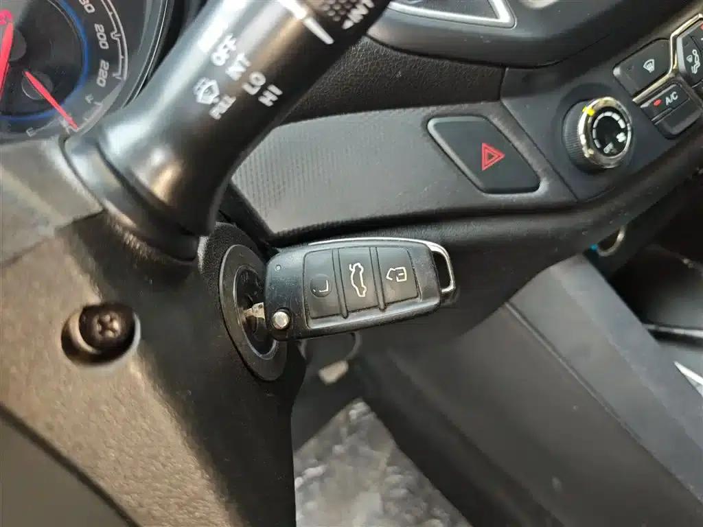 Kaiyi X5 2017 2.0L CVT Luxury Edition — миниатюра 9