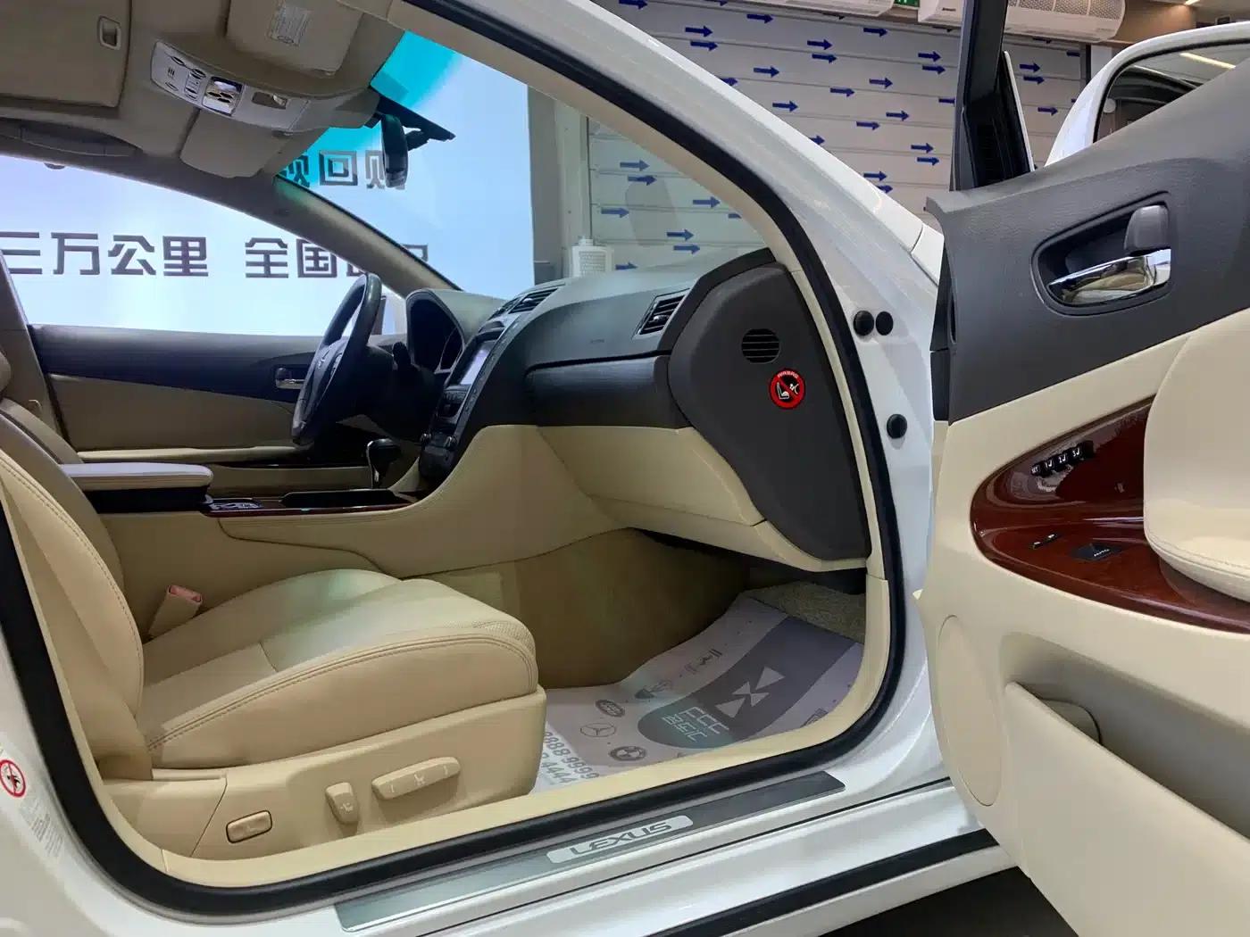Lexus GS 2011 300 Splendor Edition — миниатюра 24
