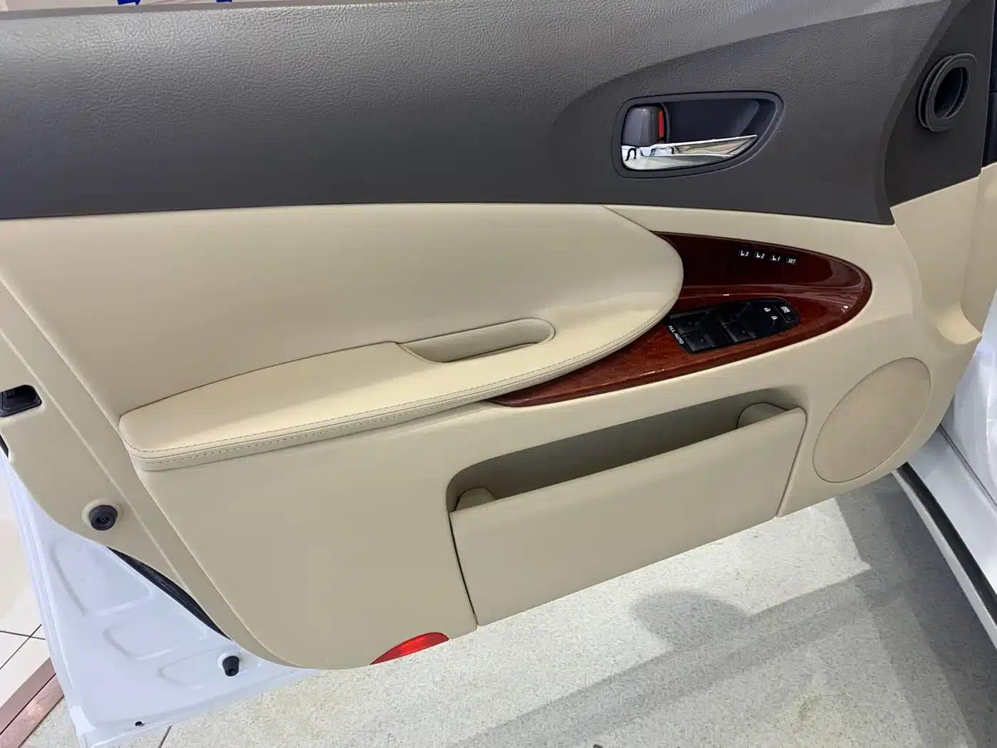 Lexus GS 2011 300 Splendor Edition — миниатюра 10