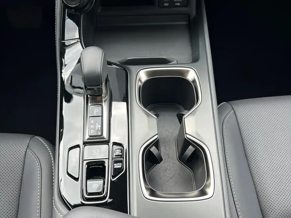 Lexus NX PHEV 2024 400h+ Comfort Edition — миниатюра 13